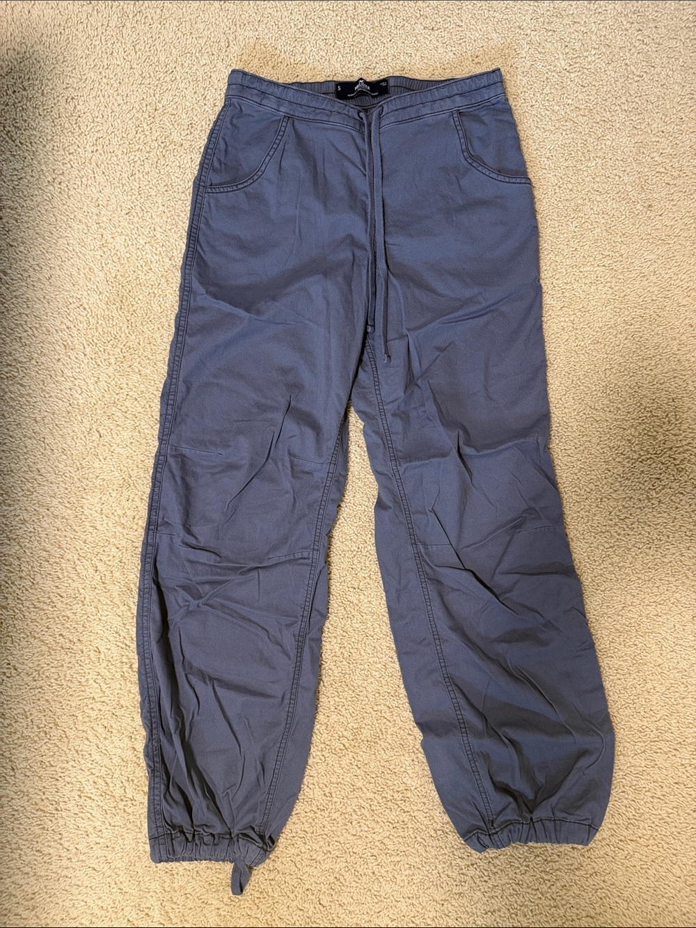 Hollister adjustable high rise parachute pants